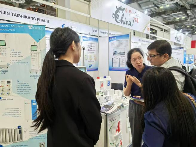 Chengdu Wesley was receiving visitors at the booth1